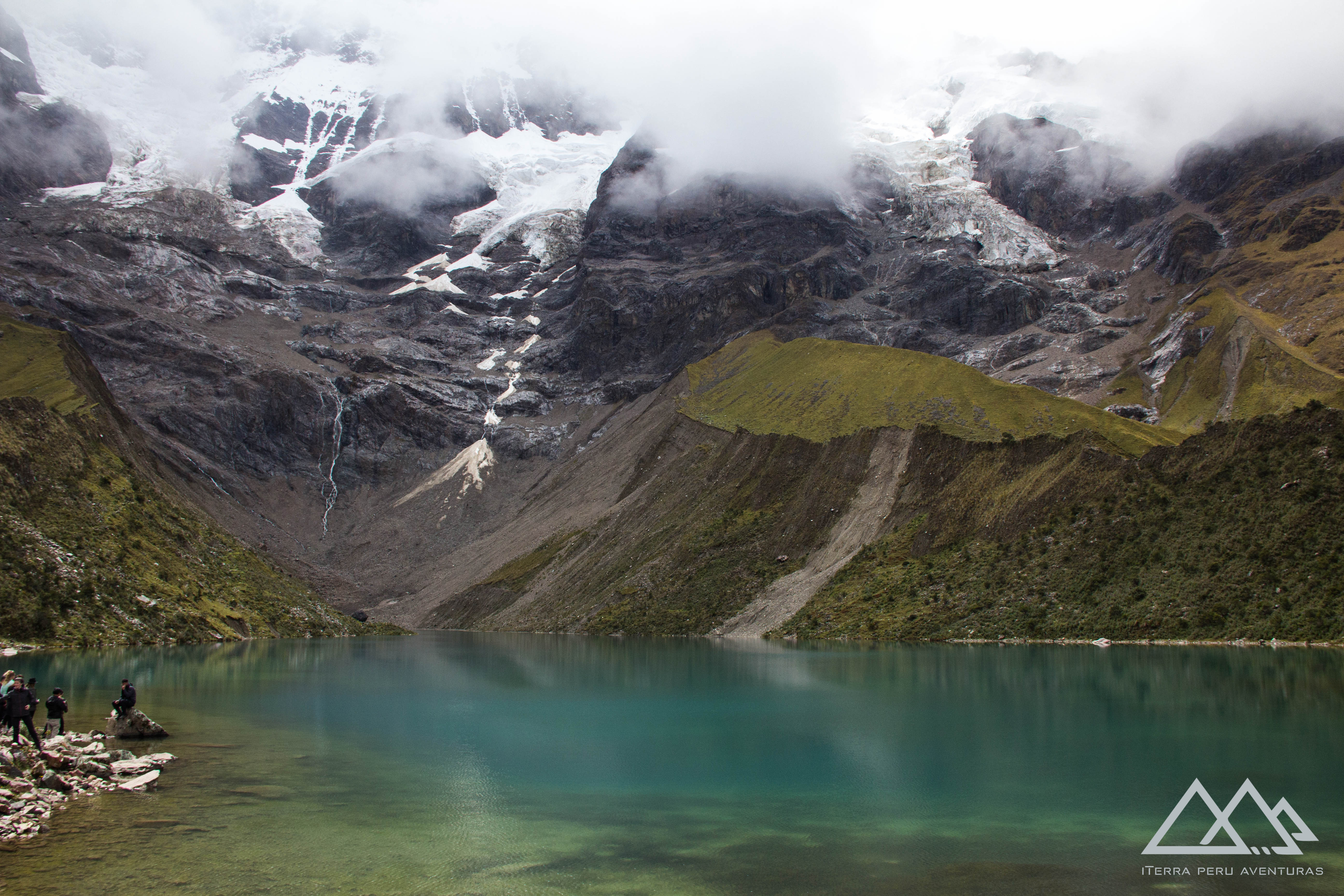 Caminhada ao lago Humantay: Um viagem perfeito de um dia em Cusco