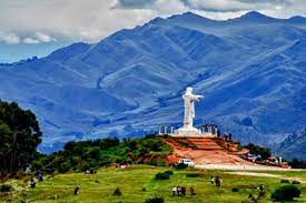 CUSCO E OS MIRANTES DA CIDADE 