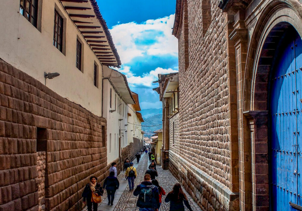 12 Ruas Mil Lendas Explorando a Alma de Cusco
