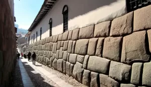 12 Ruas Mil Lendas Explorando a Alma de Cusco