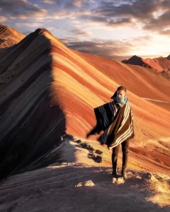 Montanha Colorida o arco-íris natural dos Andes