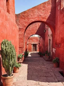 A Cidade Branca e o imponente Cânion do Colca
