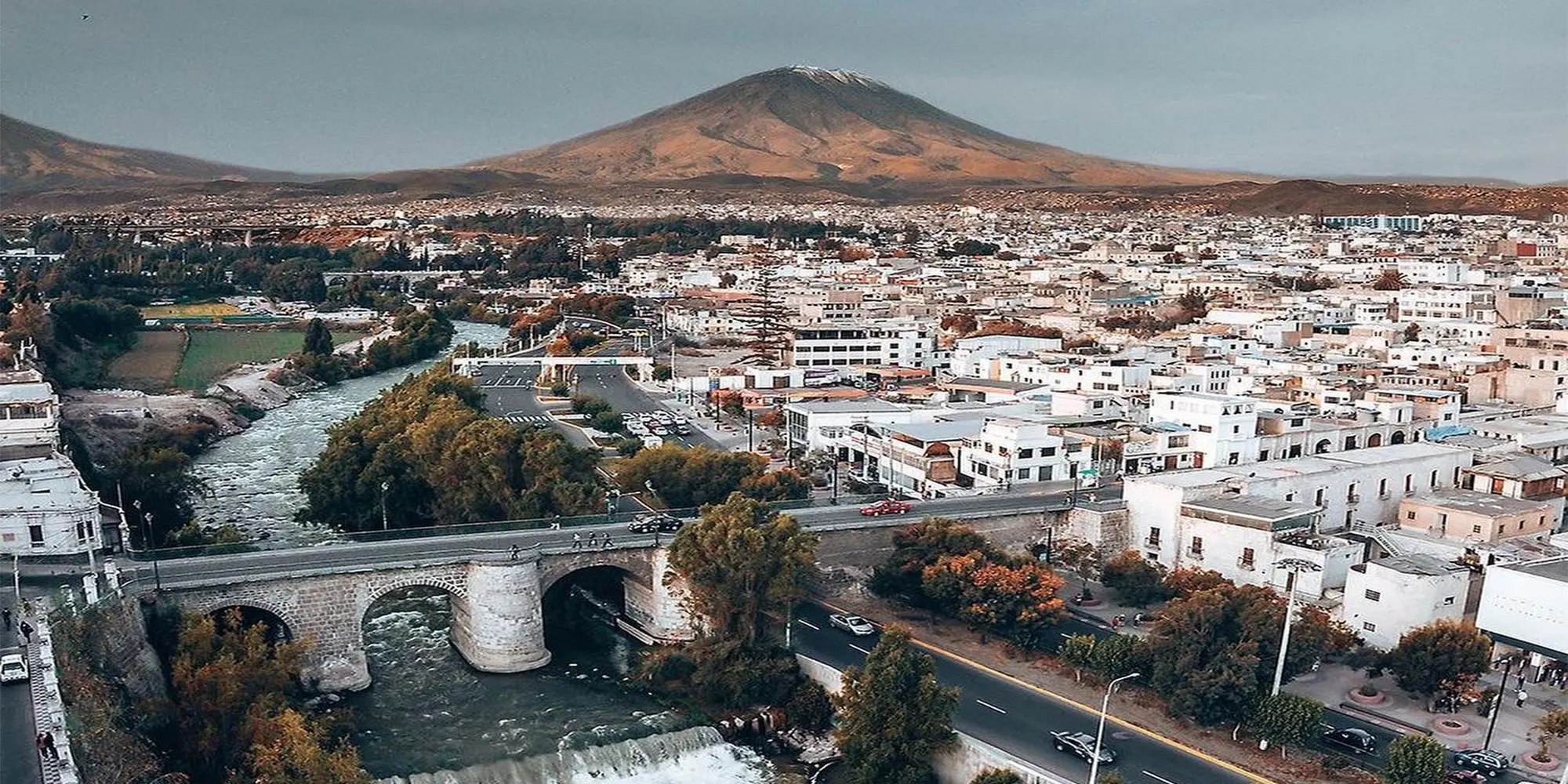 Arequipa: A Cidade Branca e o imponente Cânion do Colca – história, natureza e cultura para viajantes brasileiros